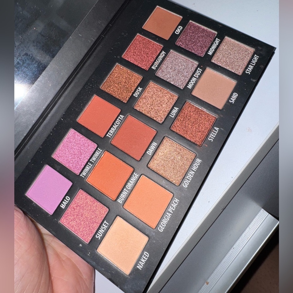 KAB Cosmetics Day + Night Eyeshadow Pallet (limited edition)